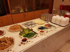 Some Korean side dishes, seaweed and fruits at Jeoksubang - 적수방 in Seoul