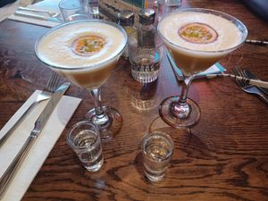 Pornstars 🤩 at Las Iguanas in South East London