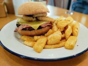 Beyoncé Burger  at Bonta Vera in Minmi