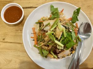 Suki Stir fried - glass noodles with mixed vegetables and red soybean sauce #Veganuary at Veggie Chef in Bangkok