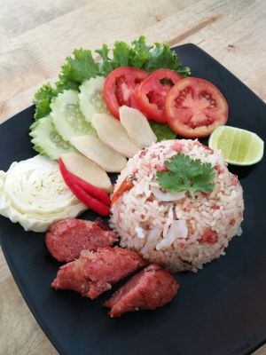 Khao Pad Naem - ข้าวผัดแหนมเจ - Fried rice with fermented sausage at Veggie Chef in Bangkok