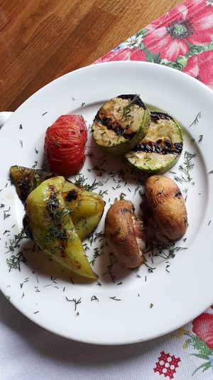Grilled vegetables at Kumanek in Tiraspol