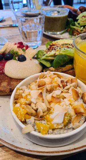 Delicious and healthy food #Veganuary at SUE in Rotterdam