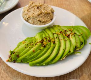 Ik vond de humus erg goed gelukt.  at SUE in Rotterdam