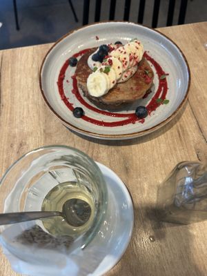 signature pancakes, lavender tea  at SUE in Rotterdam