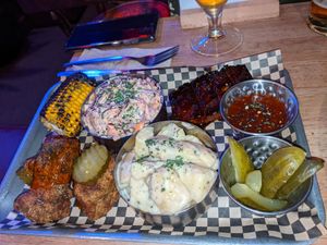 Vegan platter at Lucky Pig - Paradise Palms in Edinburgh