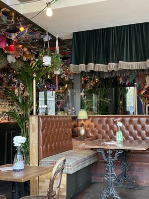 Lucky Pigs-Paradise Palms, Edinburgh  at Lucky Pig - Paradise Palms in Edinburgh