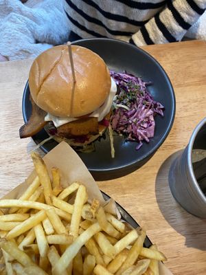 Burger at Lucky Pig - Paradise Palms in Edinburgh