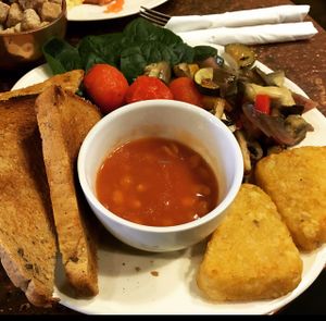 vegan breakfast ❤️ at Fox Cafe in Nottingham