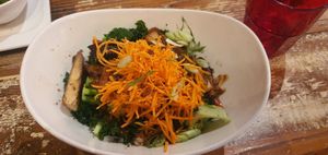 It's called The Lovely ( salad bowl). Lives up to its name. at MeeT in Gastown in Vancouver