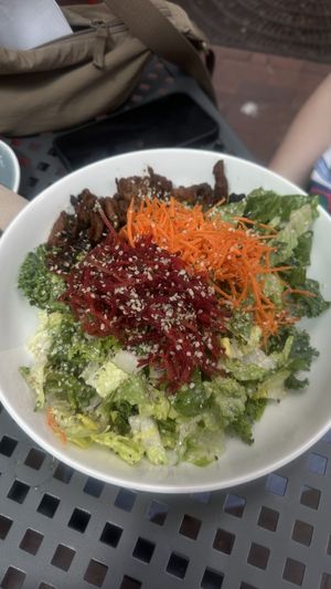 House salad with added pepper steak  at MeeT in Gastown in Vancouver