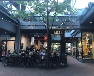 Terrasse 🌿💡 at MeeT in Gastown in Vancouver