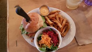 BBQ burger at MeeT in Gastown in Vancouver