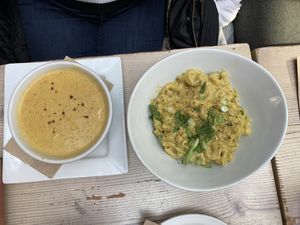 Mac and cheese + soup at MeeT in Gastown in Vancouver