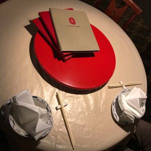 Place setting at Single Pebble in Burlington