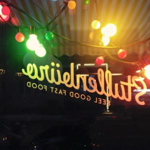 shop window at Stullenbuero in Dresden