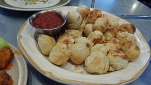 Garlic Knots at Este Pizza in Park City