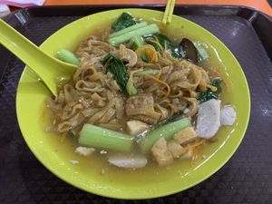 Hor Fun, one of the evening menu items at Ji Rong 聚荣素食 - Yishun in North Singapore