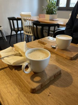 Kuchen und Cappuccino  at Cafe DA in Stuttgart