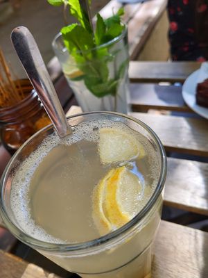 Zitronenlimonade at Cafe DA in Stuttgart