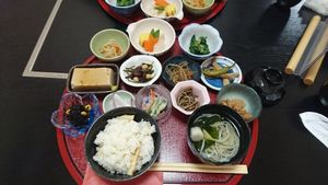 lunch at Shiki-Saisai Non in Shirahama