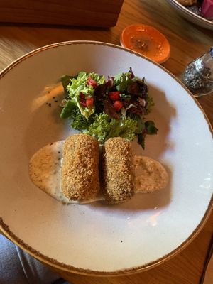 Tussengerecht ‘champignon kroketten'  at Eetcafe Ceramique in Maastricht