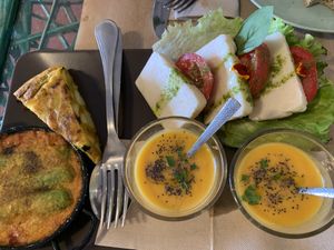 Try the taster plate  at Samelo Veg in Tenerife