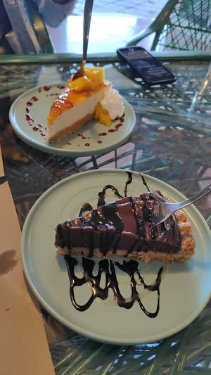 Cheese cake y tarta de chocolate at Samelo Veg in Tenerife