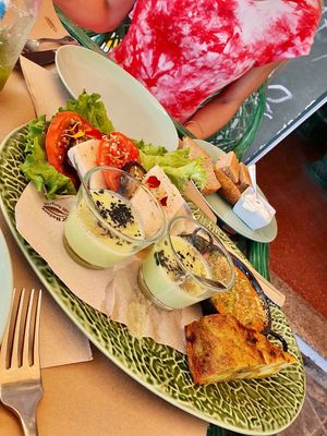 One of the BEST vegan food I’ve ever had😍 U can taste with every bite, it’s made with so much love 💕 Go there and you won’t be disappointed!   at Samelo Veg in Tenerife