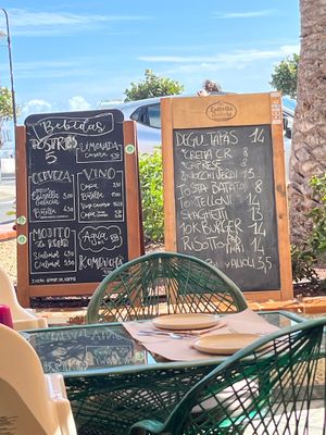 Amazing vegan and gluten-free food at Samelo Veg in Tenerife