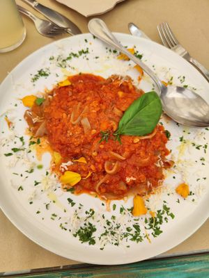Tagliatelle with walnuts at Samelo Veg in Tenerife