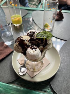 Helado de pistachoo  at Samelo Veg in Tenerife