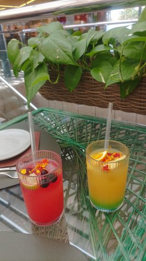 Limonada de fresa y limonada parchita. at Samelo Veg in Tenerife