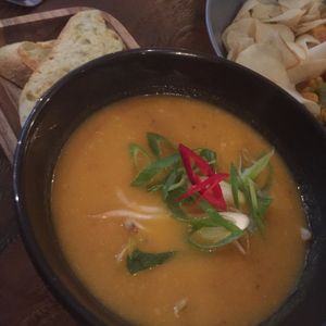 Thai Red Curry Soep at Hoezo in Leiden