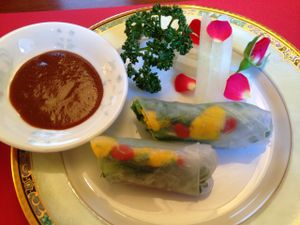 raw spring rolls with some eatable flowers at SinSinTei in Nagoya