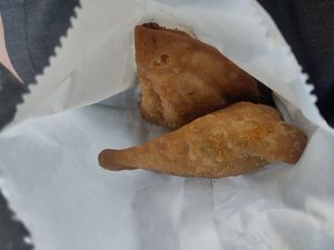 Samosas just 2 £ for one at Chai Walla in Bath