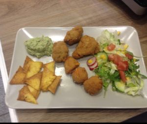 'Chicken'Wings and Chilli-'cheese'-Nuggets  at Marla & Mathilda's Genusswerkstatt in Ludenscheid