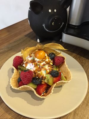 Eisbecher at Marla & Mathilda's Genusswerkstatt in Ludenscheid