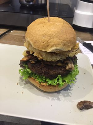 Burger at Marla & Mathilda's Genusswerkstatt in Ludenscheid