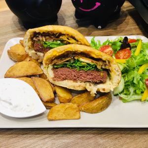 Fried Burger at Marla & Mathilda's Genusswerkstatt in Ludenscheid