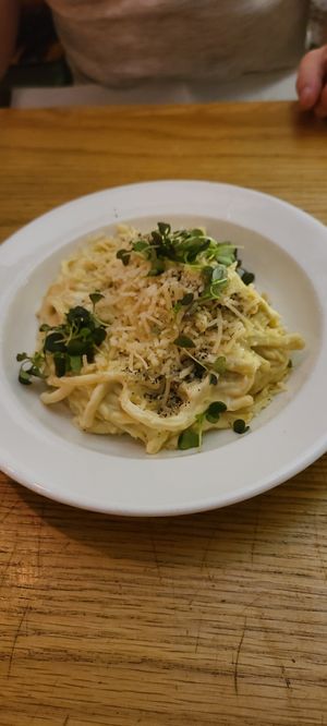 Caccio e Pepe at Double Zero in New York City