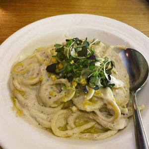 Cacio e pepe wasn’t a huge hit but it was delicious.. nothing compares to the pizza though! at Double Zero in New York City