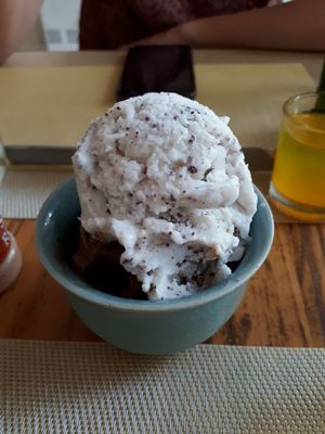 chocolate and coconut ice cream at ARTillery in Siem Reap