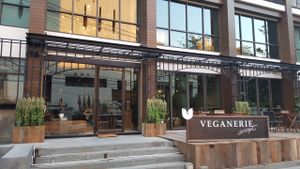 The exterior at Veganerie Concept - Benjasiri Park in Bangkok