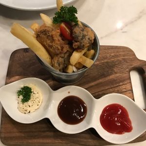 chicken nuggets and fries at Veganerie Concept - Benjasiri Park in Bangkok