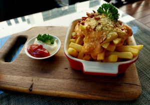 Cheezy fries #Veganuary at Veganerie Concept - Benjasiri Park in Bangkok