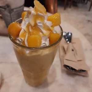Mango shake at Veganerie Concept - Benjasiri Park in Bangkok