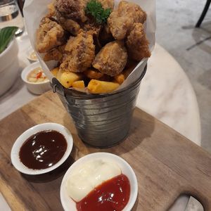 V-nuggets and fries at Veganerie Concept - Benjasiri Park in Bangkok