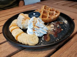 Yummy waffles at Veganerie Concept - Benjasiri Park in Bangkok