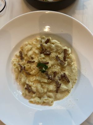 Mac-n-cheese  at Veganerie Concept - Benjasiri Park in Bangkok